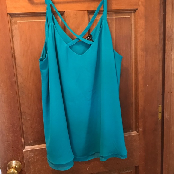 Torrid teal chiffon flowy cami - Picture 1 of 4
